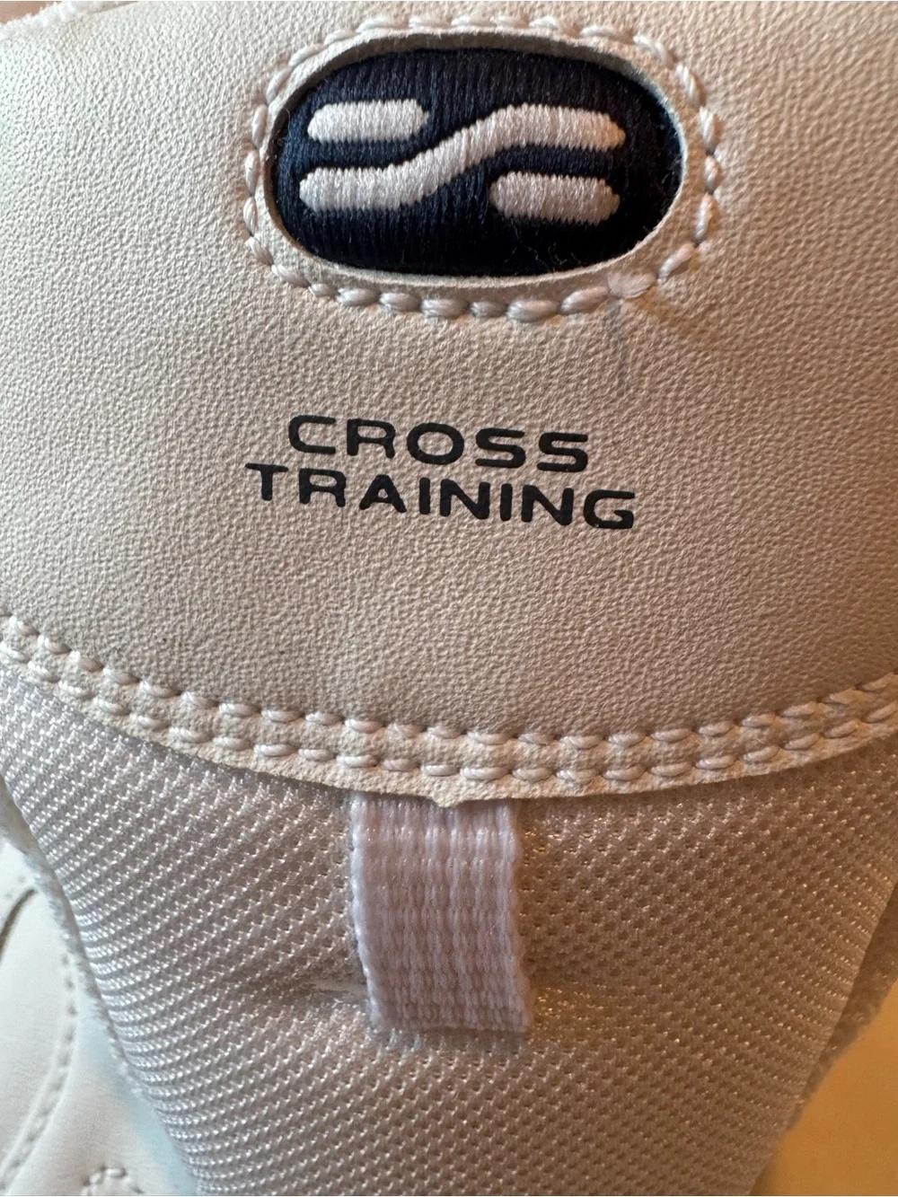 Nike Men’s White Sneakers with dark navy Swoosh
